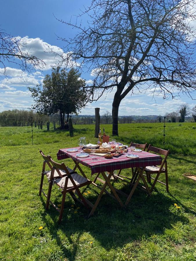 Entire Farm House Stay, La Gerouardiere Barenton Екстер'єр фото