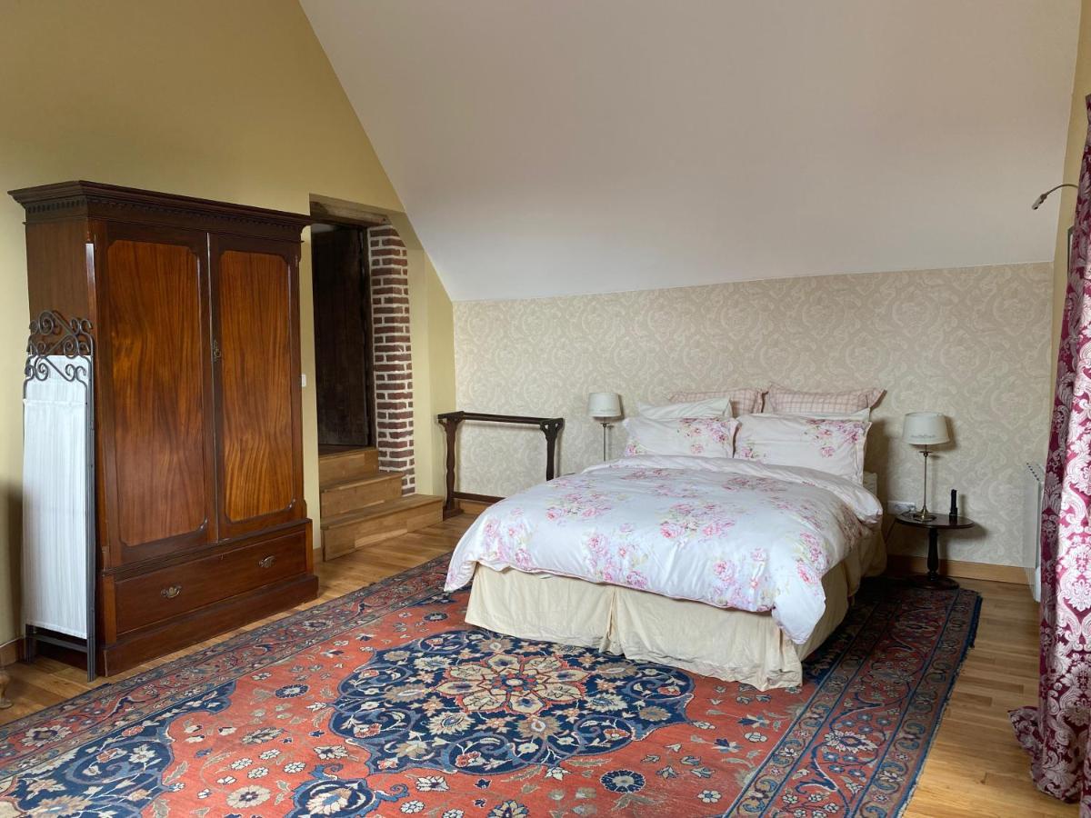 Entire Farm House Stay, La Gerouardiere Barenton Екстер'єр фото