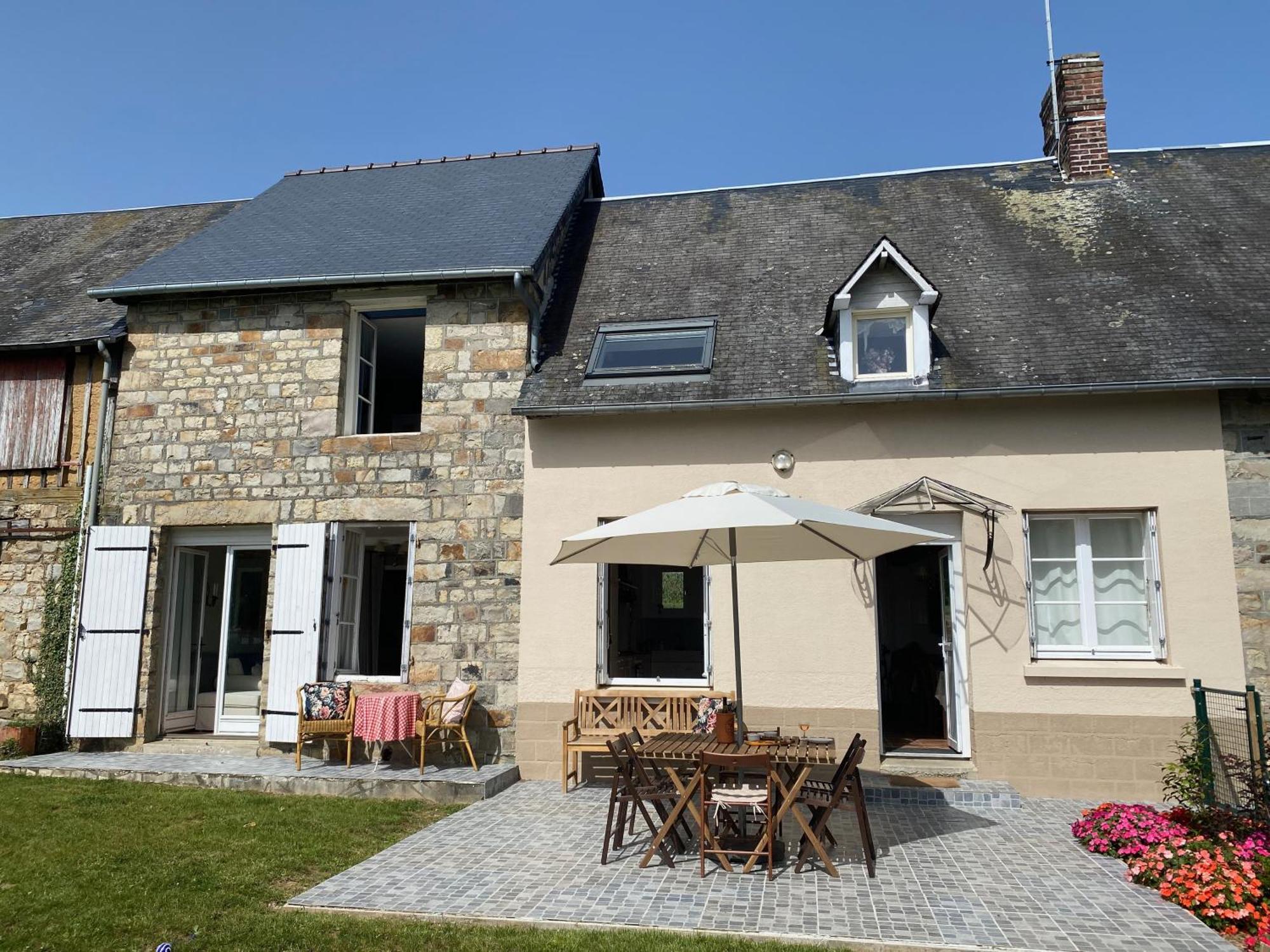 Entire Farm House Stay, La Gerouardiere Barenton Екстер'єр фото